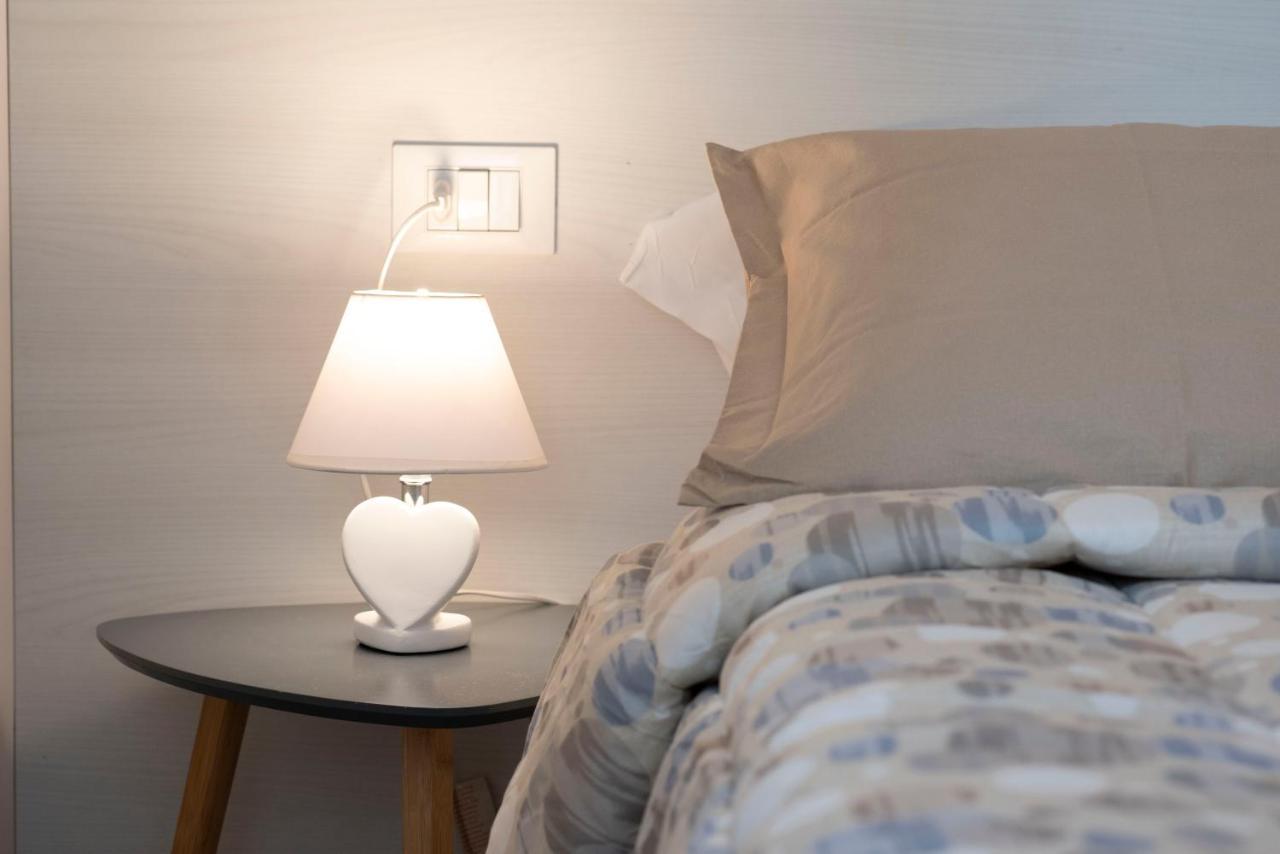 Hotel Bed Da Anna à Peschiera del Garda Extérieur photo