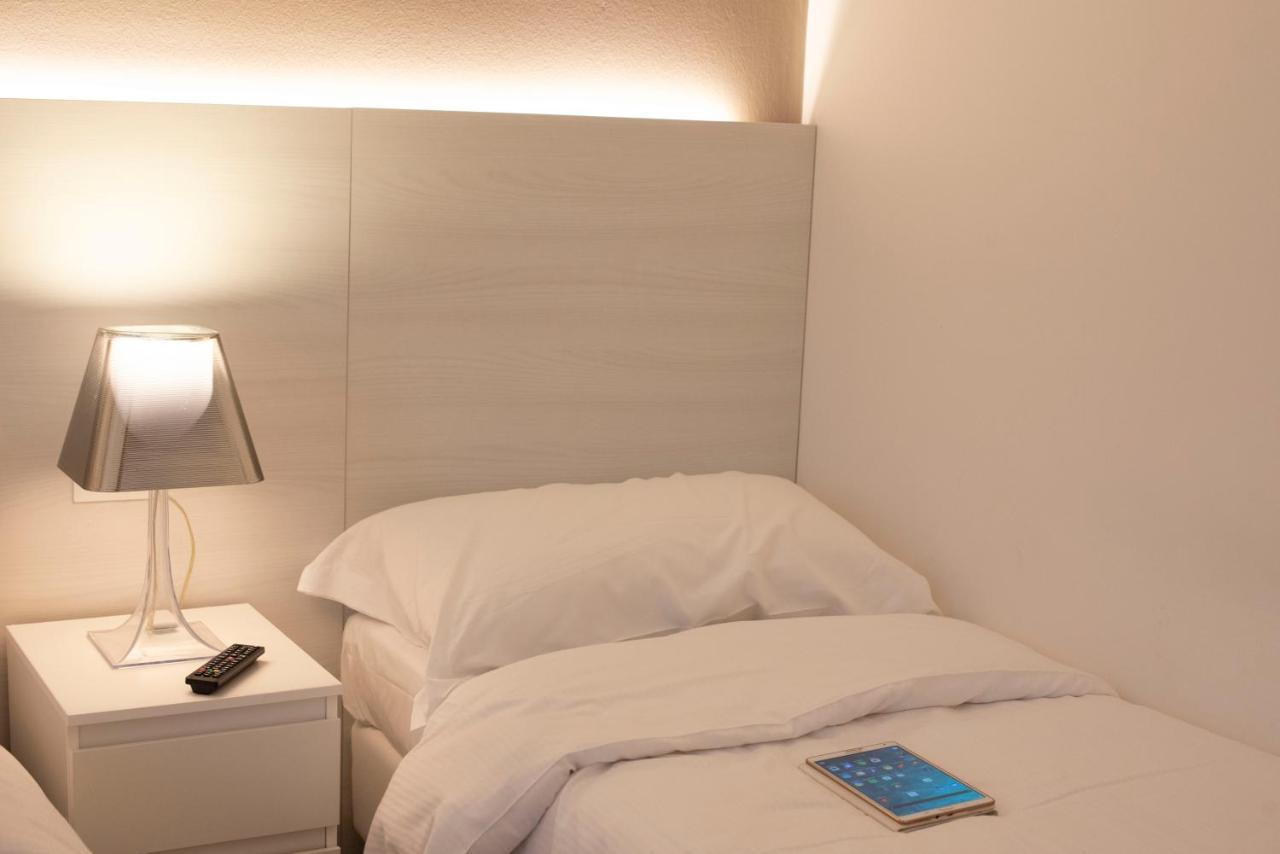 Hotel Bed Da Anna à Peschiera del Garda Extérieur photo
