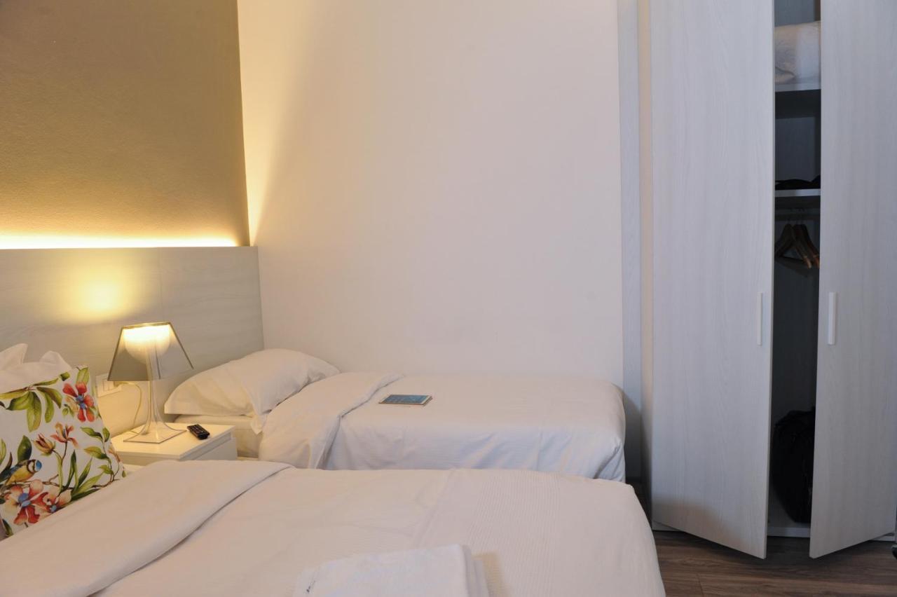 Hotel Bed Da Anna à Peschiera del Garda Extérieur photo